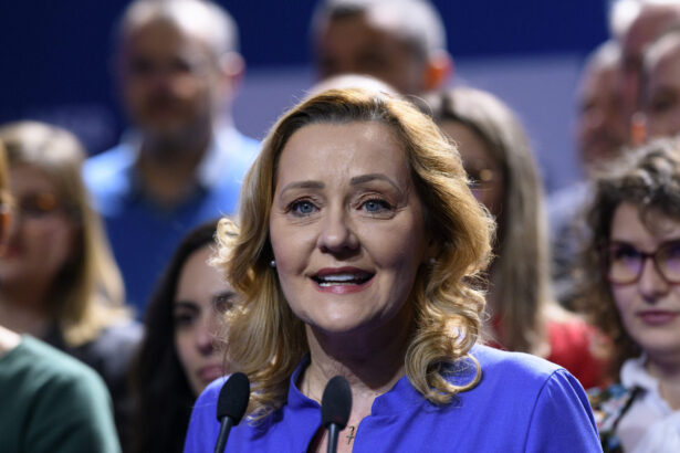 elena lasconi demisioneaza de la sefia usr campulung nu am timp stau cate 12 ore la primarie 697a15e258c76