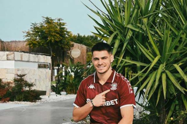 fotbal atacantul daniel paraschiv imprumutat de rapid de la real oviedo 695bbcf393993