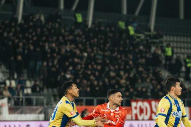 fotbal dinamo bucuresti tinuta in sah de petrolul ploiesti 1 1 in superliga 697d10e0bcd35