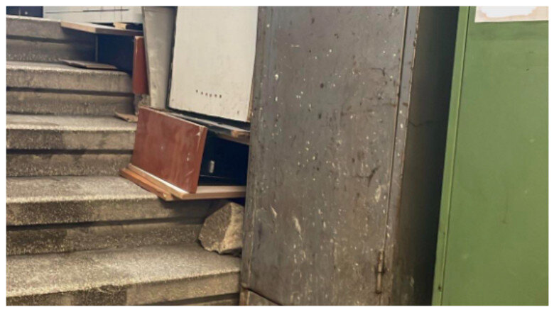 foto o bomba cu ceas avertismentul europol pentru soferii care merg la brigada rutiera bucuresti sa poarte casti de protectie pe cap 696528e2e8cee