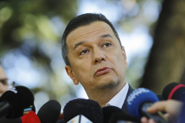 grindeanu nici liberalii nu sunt de acord cu masurile de austeritate pare ca in jurul acestui tip de politica au mai ramas doar usr isti 6978831973ff5