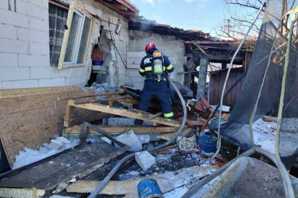 hunedoara explozie a unei centrale pe lemne la o locuinta din lupeni un barbat a murit 696e1dd2c7956