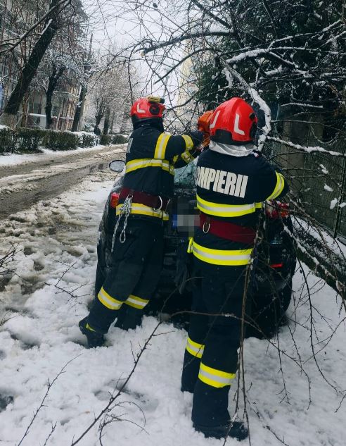 hunedoara numarul consumatorilor fara energie electrica depaseste 24 000 6958f4996087c