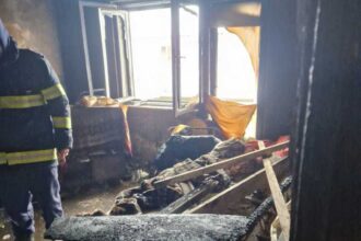 hunedoara o femeie a decedat intoxicata cu fum in urma unui incendiu 69661c8e0fd80