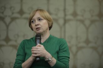 jurnalista emilia sercan dezvaluie de cand a inceput sa verifice doctoratul lui radu marinescu cum raspunde atacurilor psd 696526dad580e