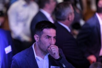 manda despre sefia sri ar trebui sa fie un civil o persoana echilibrata 696d332202994