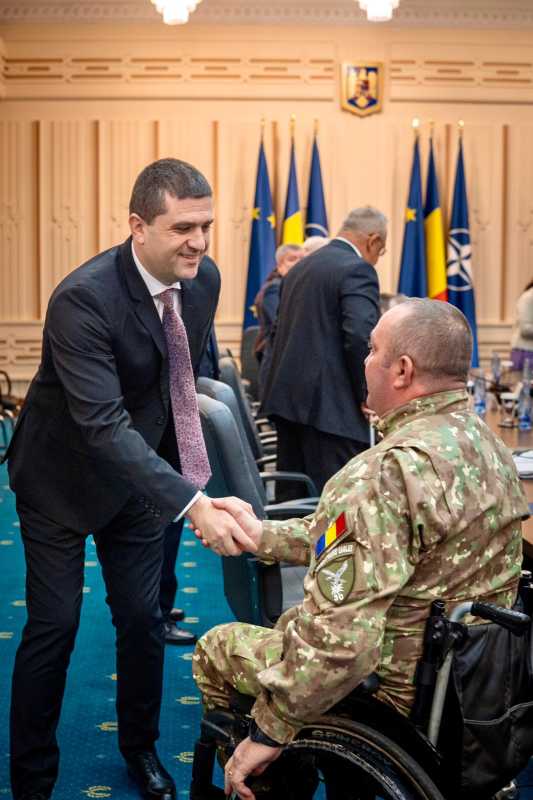 ministrul radu miruta intalnire cu militari romani raniti in afganistan si irak 69774abc6174b
