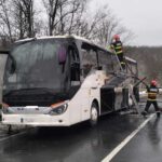 mures autocar cu 47 de calatori cuprins de flacari in localitatea soromiclea 69624f941b584