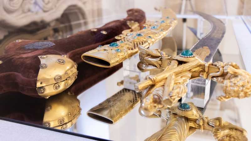 muzeul cotroceni deschis pe 24 ianuarie sabia daruita principelui cuza de catre principele serbiei printre