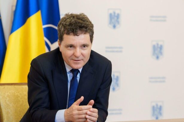 nicusor dan despre numirile la sefia sri si cea a sie toate numele pe care le am vazut in presa nu au vreo legatura cu realitatea sau cu creierul meu 6974f6300d9d6