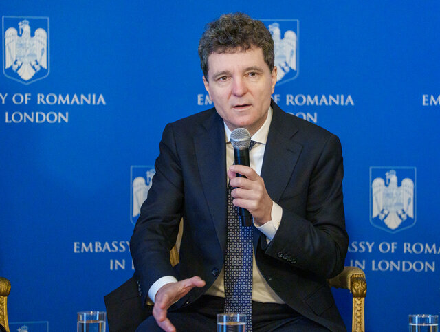 nicusor dan nu exista vreo posibilitate sau cel putin in orizontul imediat de timp in care arhitectura europeana sa se schimbe 697bd269205f2