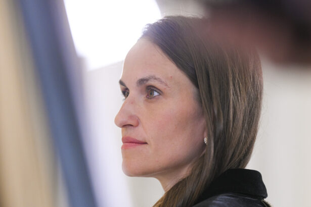 oana toiu dupa forumul de la davos romania importa anual bunuri de aproximativ 120 de miliarde de euro si exportam de 90 de miliarde avem o problema 6973f16a61fa9