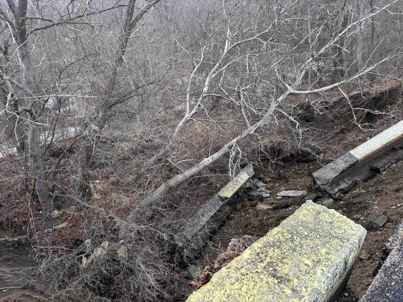 prahova alunecare de teren cu prabusirea terasamentului pe bulevardul carol i din campina 696618f83f658