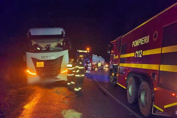 prahova o cisterna cu 34 de tone de benzina si motorina a derapat la brazi nu sunt scurgeri de combustibil 695ff8cf83617