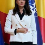 presedintele comisiei pentru cercetarea abuzurilor laura gherasim aur democratia la judecata la palatul parlamentului in perioada 26 30 ianuarie cinci zile de audieri publi 6973a70f1db62