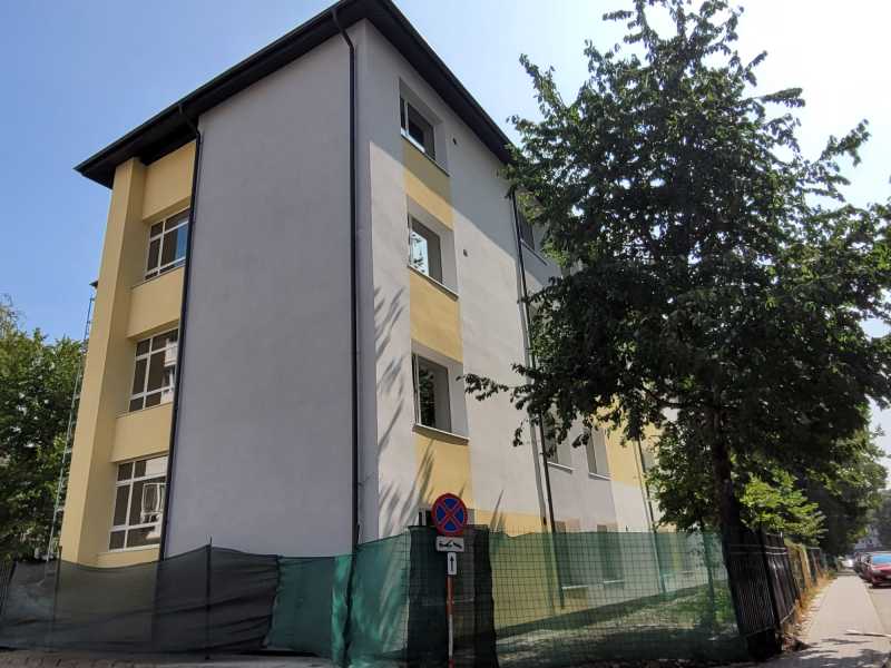 primarul botosaniului sustine ca prabusirea tavanului la colegiul eminescu s ar fi produs din cauza uzurii naturale 69678c7dc275c