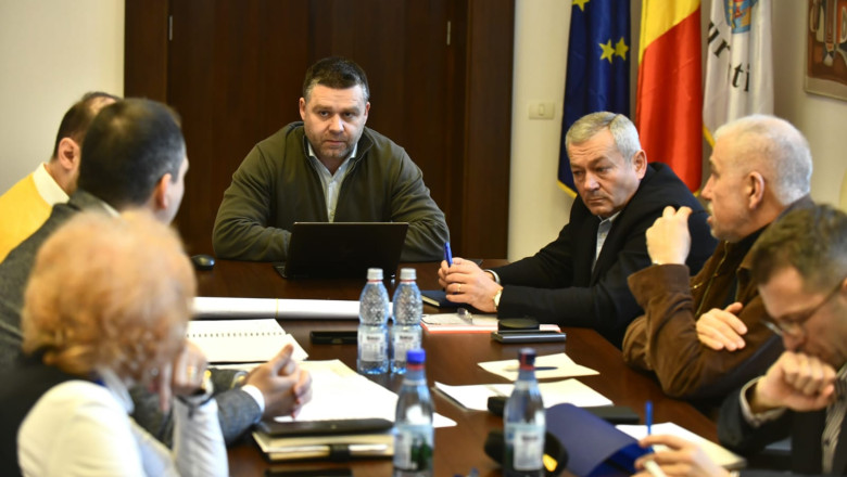 primarul capitalei vrea sa fie modernizata reteaua de apa si canalizare inaintea sinelor de tramvai 696e7539bf212