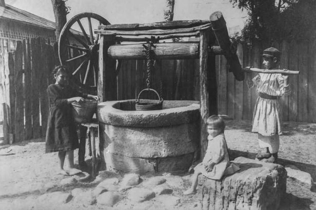 reportaj dolj monumente neglijate fantanile vechi ale olteniei in centrul unei expozitii inedite 6973adbd1423c