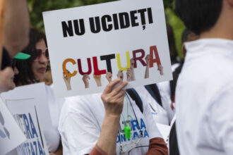sindicatele din cultura protesteaza in intreaga tara ce revendica federatia culturmedia 6968c49b3be84