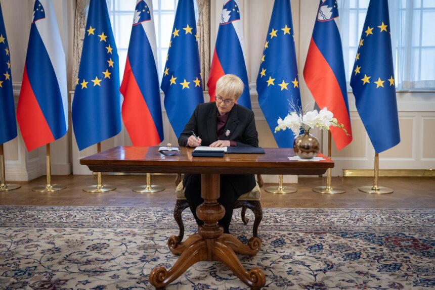 slovenia va organiza alegeri parlamentare pe 22 martie 695d033f1ab81