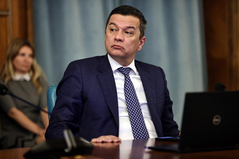 sorin grindeanu vrea ca romania sa plateasca pentru un loc permanent in consiliul pacii se gasesc sume e vorba de un miliard daca nu ma insel 697143cf3ccbc