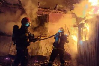 suceava incendii in localitatile dumbravita si maneuti in noaptea de revelion 695637b847521