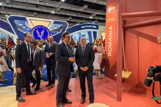 targul de carte de la cairo ministrii culturii din romania si egipt au discutat despre semnarea unui memorandum de cooperare 6971d917b75c8