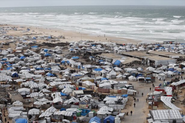 tents supplied to displaced palestinians inadequate for gaza winter 6958a3b690ee5