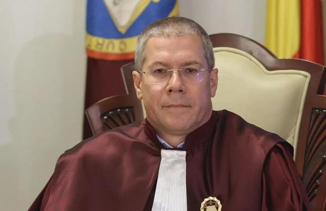 ubb despre judecatorul dacian dragos a carui numire la ccr a fost contestata in instanta este angajatul universitatii clujene din 2002 ubb dezaproba ferm sustinerile vadi 6964d860c9439