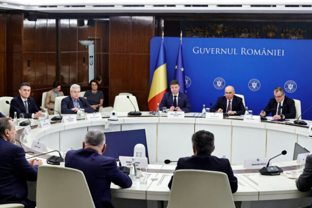 universitatile vizate de noi masuri de austeritate rectorii au discutat cu bolojan despre bugetul educatiei 696f828e5d89c