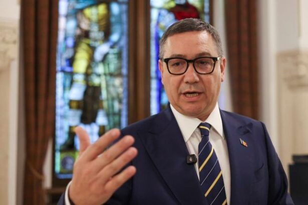 victor ponta astea sunt niste vremuri pentru unul ca basescu care se ducea se batea cu ei le dadea un cap in gura plangea se impaca te pupa nicusor dan nu e un pradator politic 697ba3c8adafa