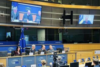 virgil popescu uniunea europeana se afla pe un drum ireversibil catre independenta energetica fara a mai depinde de rusia pentru aprovizionarea cu energie 696686c434568