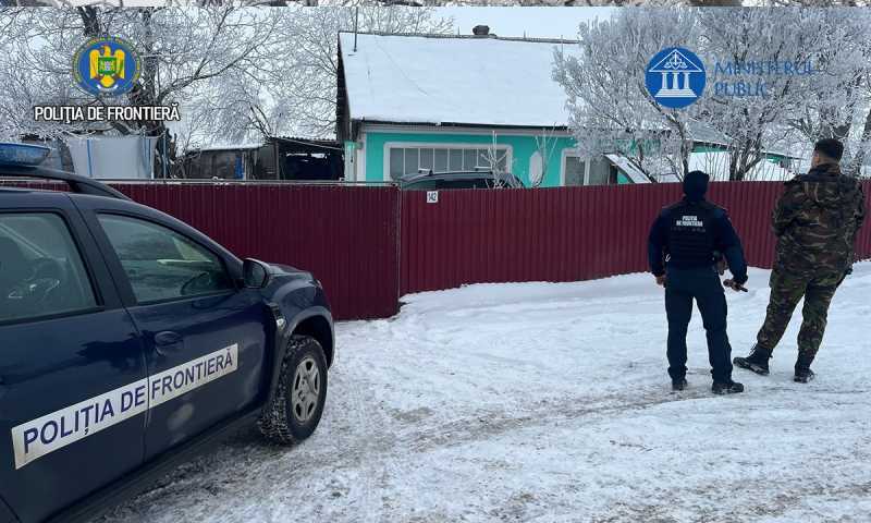 zeci de perchezitii in botosani intr un dosar vizand obtinerea de acte de identitate romanesti false 6971d030cd34d