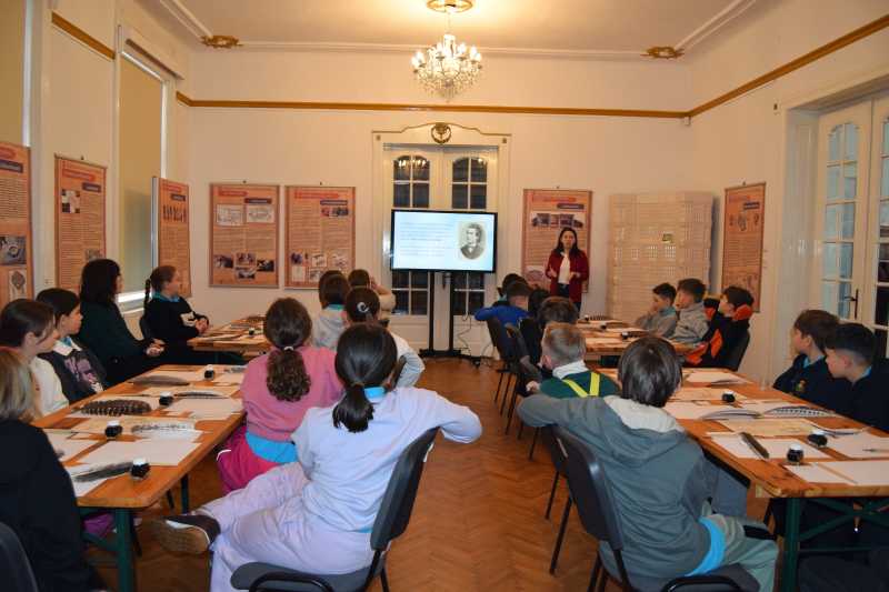 ziua culturii nationale harghita atelier de scriere cu pana la muzeul oltului si muresului superior din miercurea ciuc 696900d94cd4a