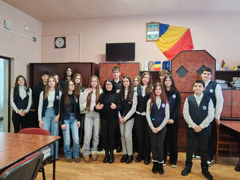 ziua culturii nationale salaj un inedit colind cultural eminescian interpretat de elevi la zalau 6968ddbe12595