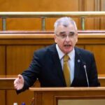 aur anunta ca depune miercuri trei motiuni simple la senat si pregateste motiune de cenzura daca guvernul isi angajeaza raspunderea pe pachetul de reforma a administratiei 69809ff31e284