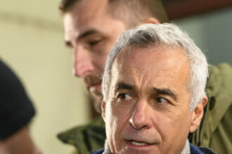 calin georgescu ce au facut oamenii acestia cu peste 200 de miliarde de datorie publica 6983bebbea548