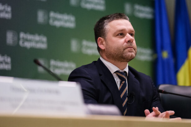 ciprian ciucu live din autobuz situatia financiara a stb este extrem de proasta ce spune despre zvonurile privind taierea salariilor la stb 6984587301a1b