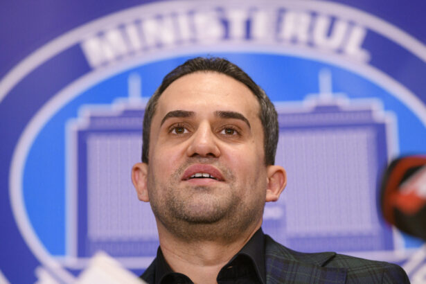 ciprian serban vizita pe santierul statiei de metrou gara baneasa obiectivul nostru ramane clar lucrari realizate eficient si in grafic 698de130a9f75