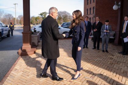 discutii despre visa waiver la washington intre catalin predoiu si secretarul pentru securitate interna al sua 699ab533efae2