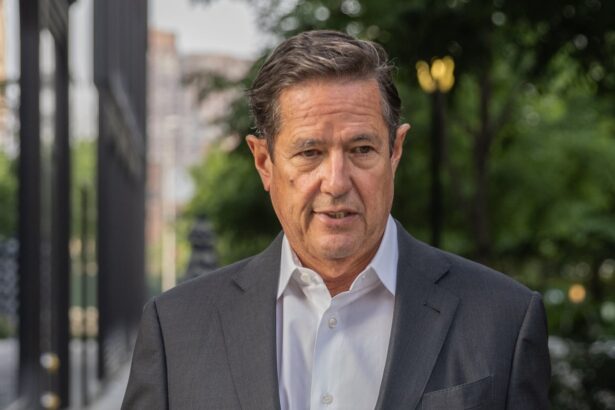 ex barclays boss jes staley was trustee of jeffrey epsteins estate until 2015 files say 698dd018115de