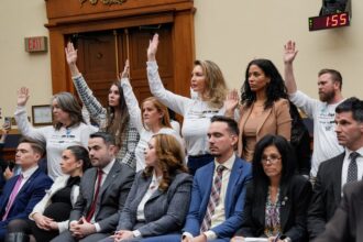 jeffrey epsteins estate agrees to pay up to 35m to settle survivors lawsuit 6998608fad0c7