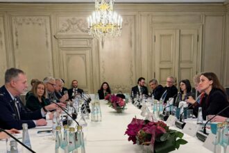 oana toiu discutii cu generalul grynkewich despre determinarea nato pentru descurajarea si apararea in regiunea marii negre in cadrul oferit de misiunea nato santinela estului 6990e8f69a72c