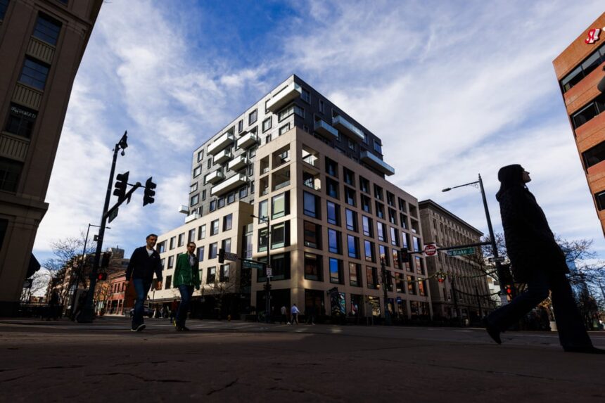 palantir moves headquarters to miami amid techs growing retreat to florida 6994d262dc6ab