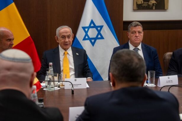 presedintele camerei deputatilor sorin grindeanu primit de premierul israelian benjamin netanyahu la ierusalim am convenit sa acceleram legaturile economice romana israeliene 698223b15aafb