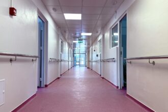 salariile medicilor scutite de la taieri alexandru rogobete veniturile din sanatate nu vor fi taiate ar fi insemnat un nou exod al acestora din system 6993571493eed