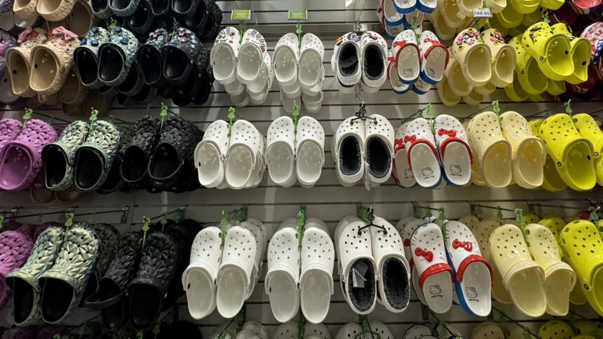 stocks making the biggest moves midday crocs cisco lululemon applovin more 698e148593438