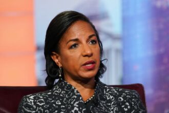 trump warns netflix of consequences unless it pulls top democrat from board 699b13b757160