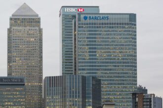 uk bank bosses plan to set up visa and mastercard alternative amid trump fears 699374c89107f