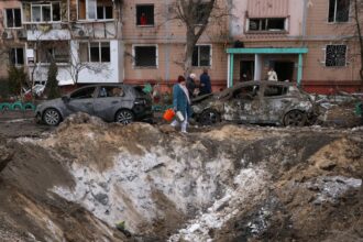 ukraine russia talks how close is a peace deal and what does each side want 6982e7b8ba55e